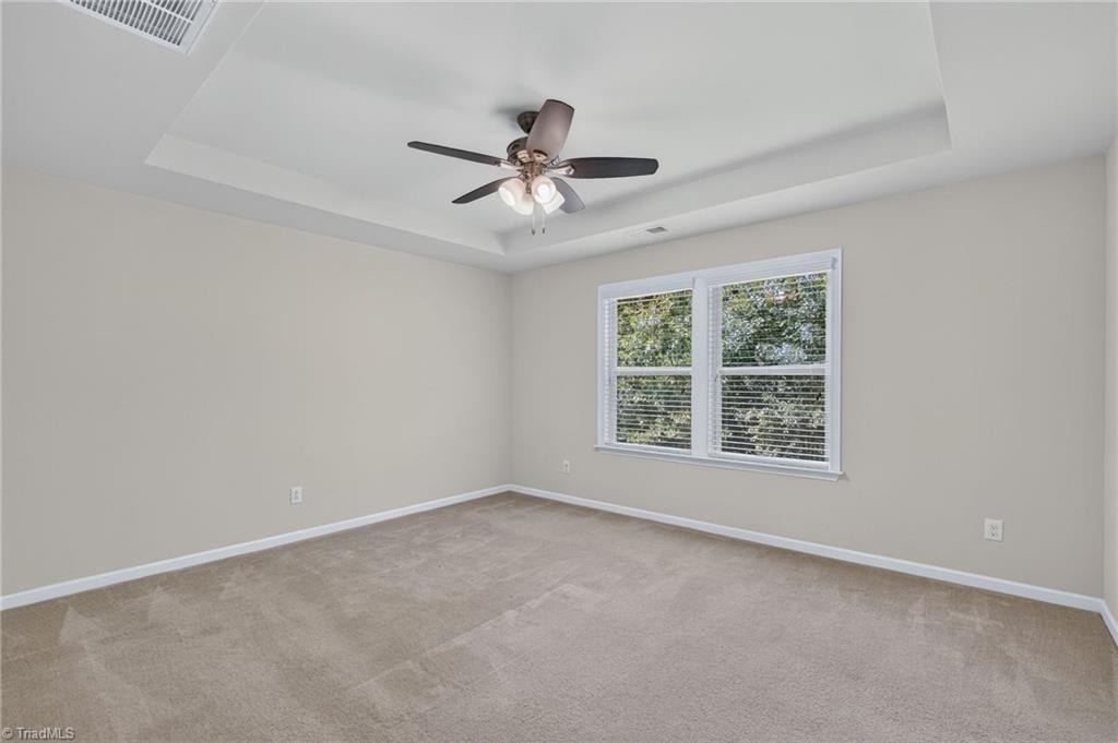 935 Sweet Gum Way Property Photo 12
