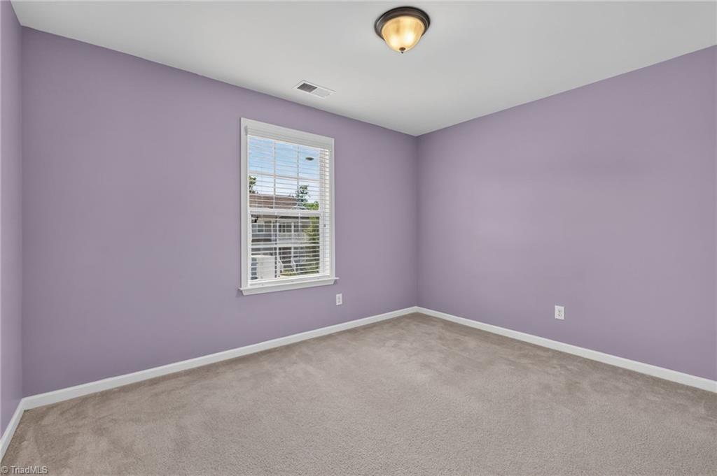 935 Sweet Gum Way Property Photo 19