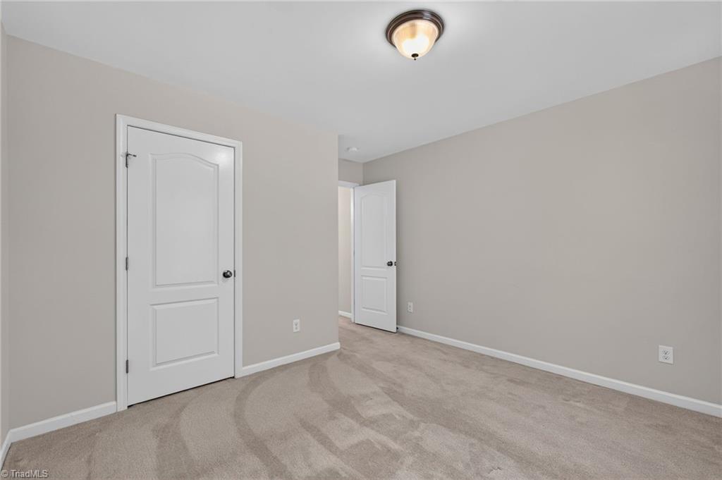 935 Sweet Gum Way Property Photo 22