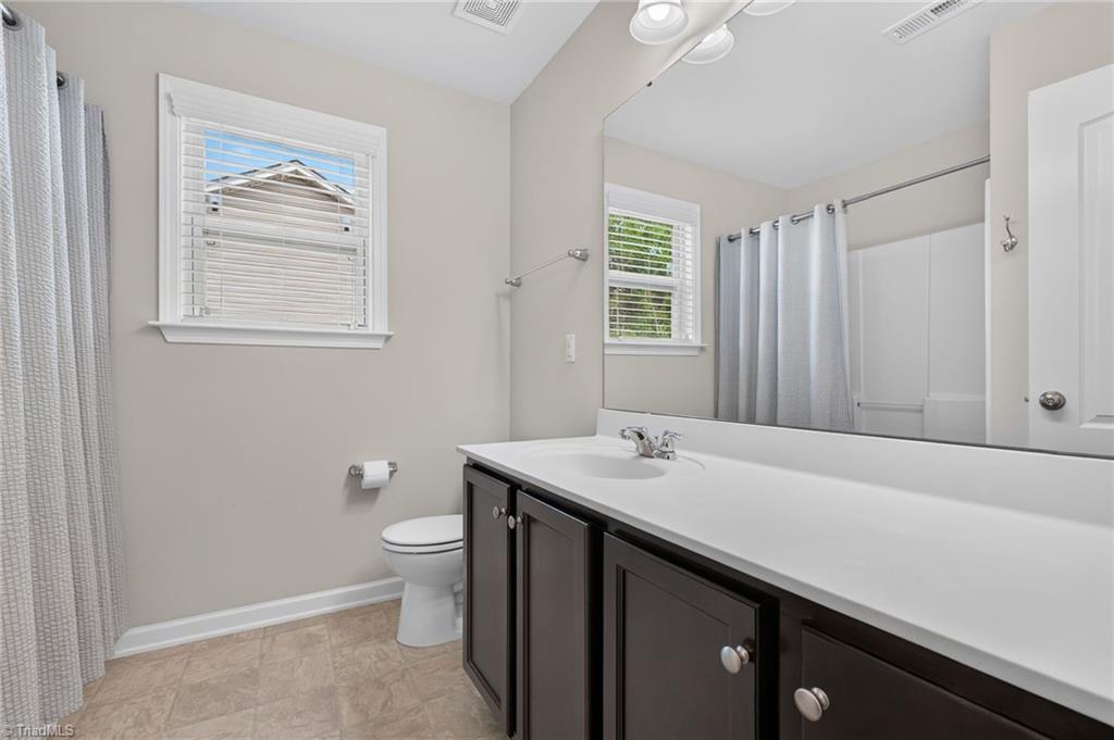 935 Sweet Gum Way Property Photo 24