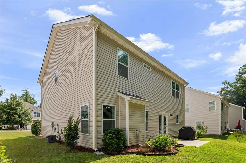 935 Sweet Gum Way Property Photo 28