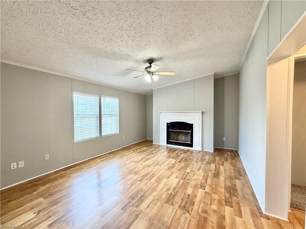 1104 Spring Meadow Drive Property Photo 23