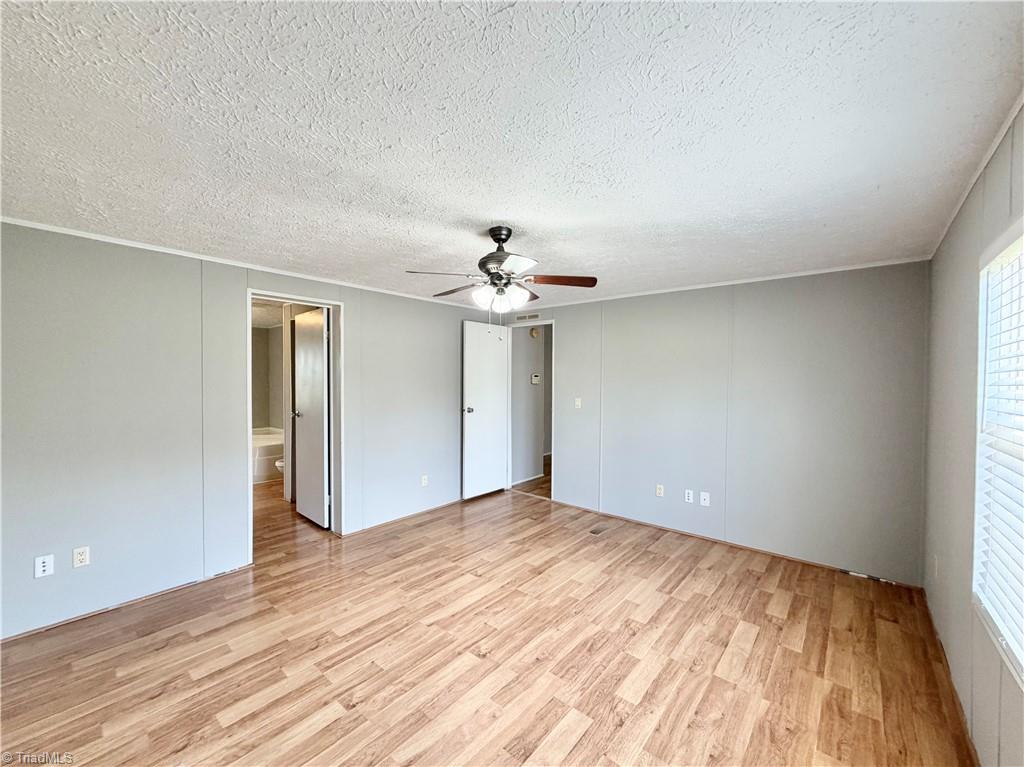 1104 Spring Meadow Drive Property Photo 26