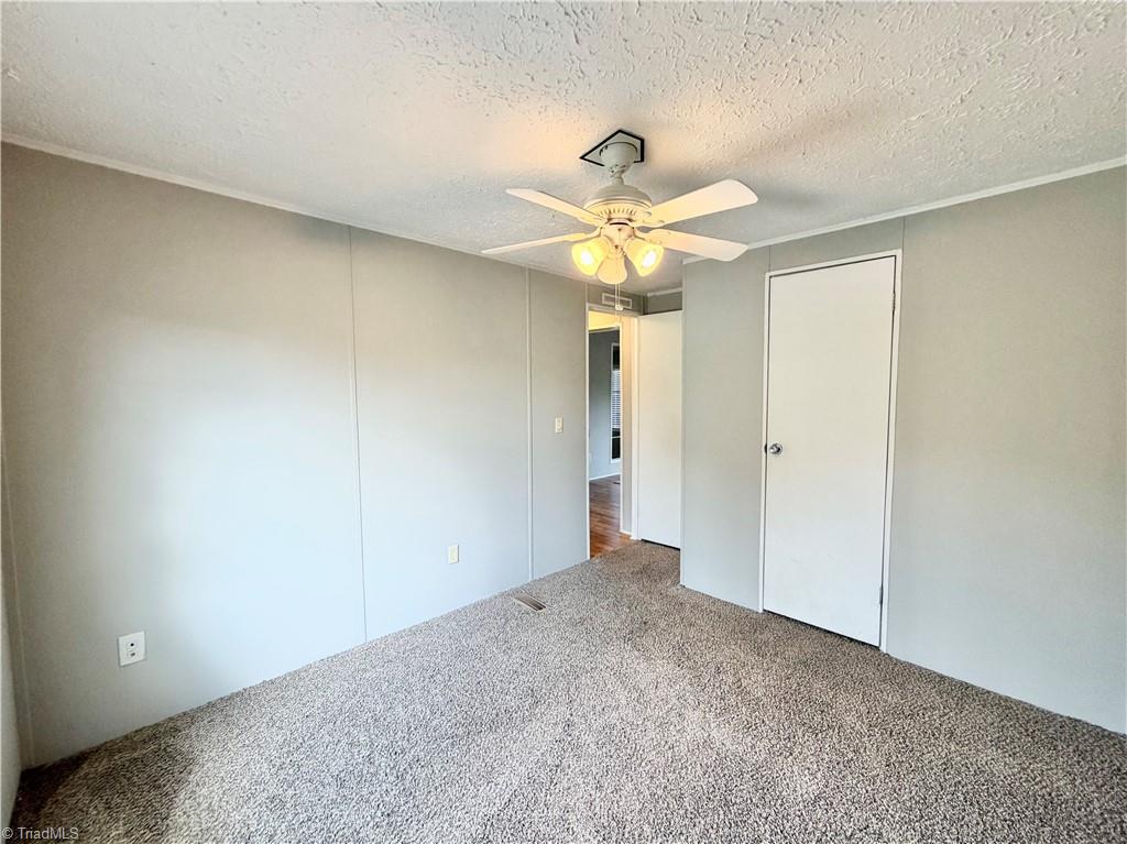 1104 Spring Meadow Drive Property Photo 33