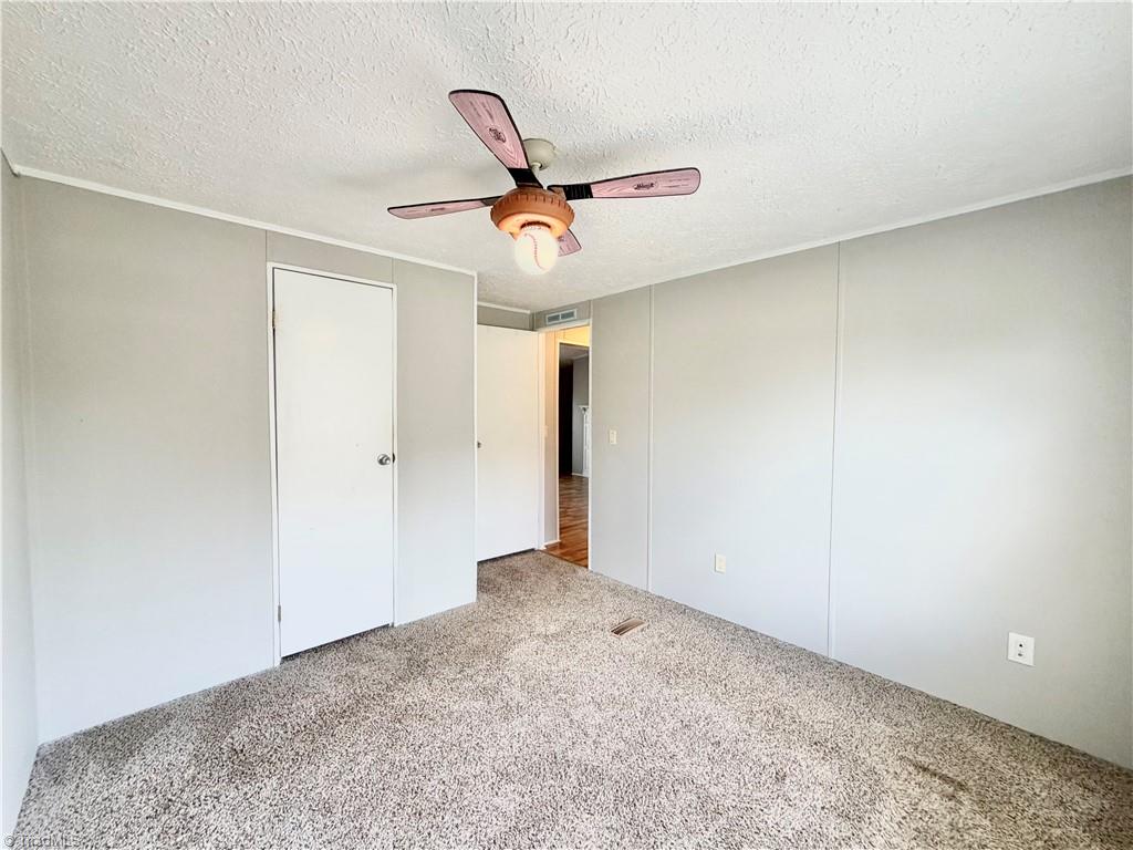 1104 Spring Meadow Drive Property Photo 35