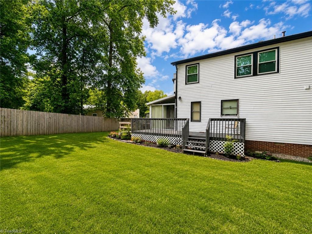 7 Brook Pine Circle Property Photo 2