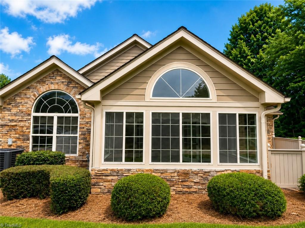 2242 Eagle Nesting Lane