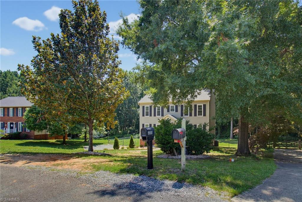 6013 Stone Bluff Drive Property Photo 3