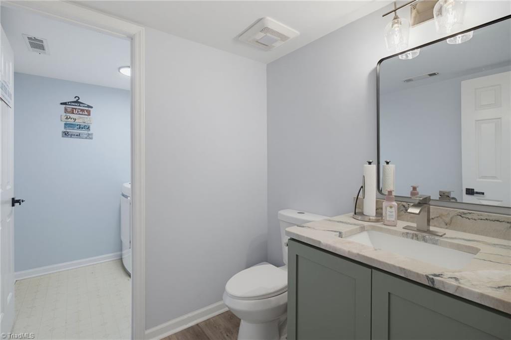 6013 Stone Bluff Drive Property Photo 11