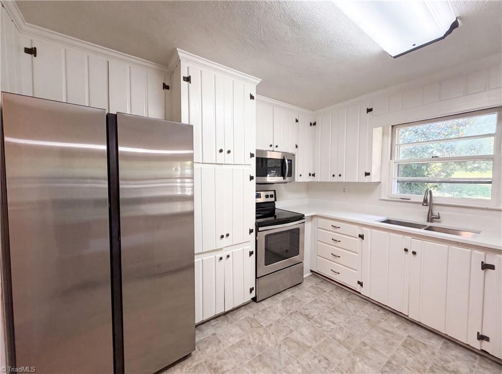 5150 Williamsburg Road Property Photo 6