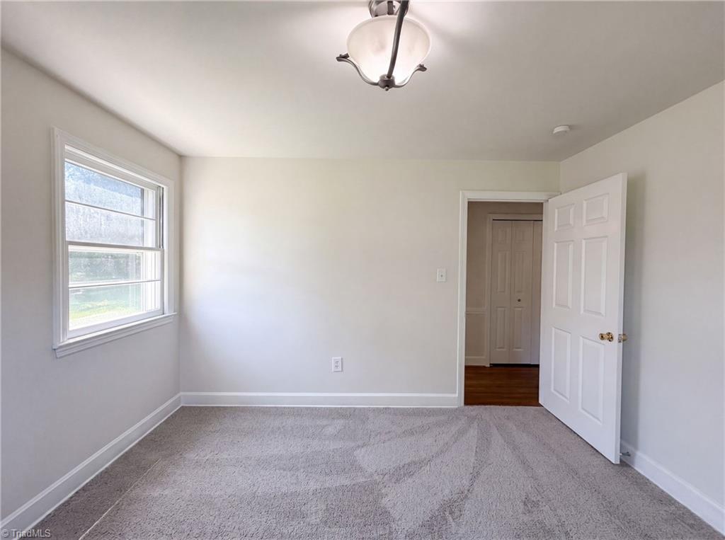 5150 Williamsburg Road Property Photo 12