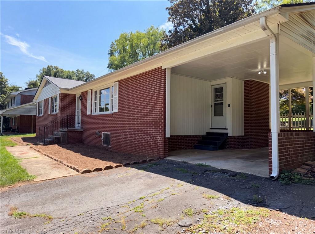 5150 Williamsburg Road Property Photo 18