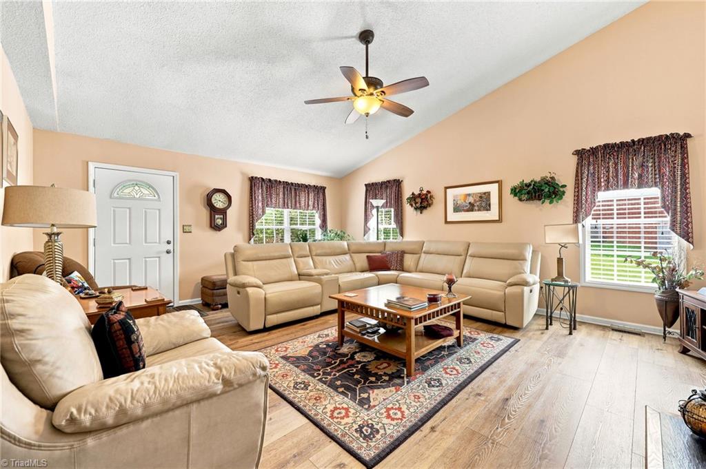 2109 Priya Street Property Photo 6