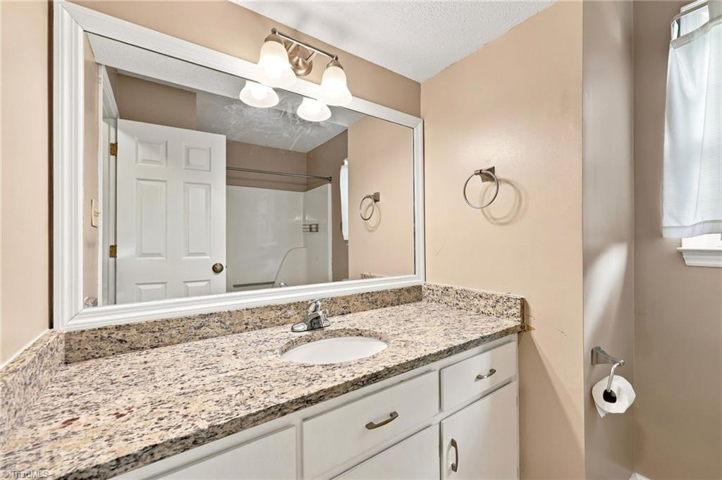 100 Edinborough Drive Property Photo 15