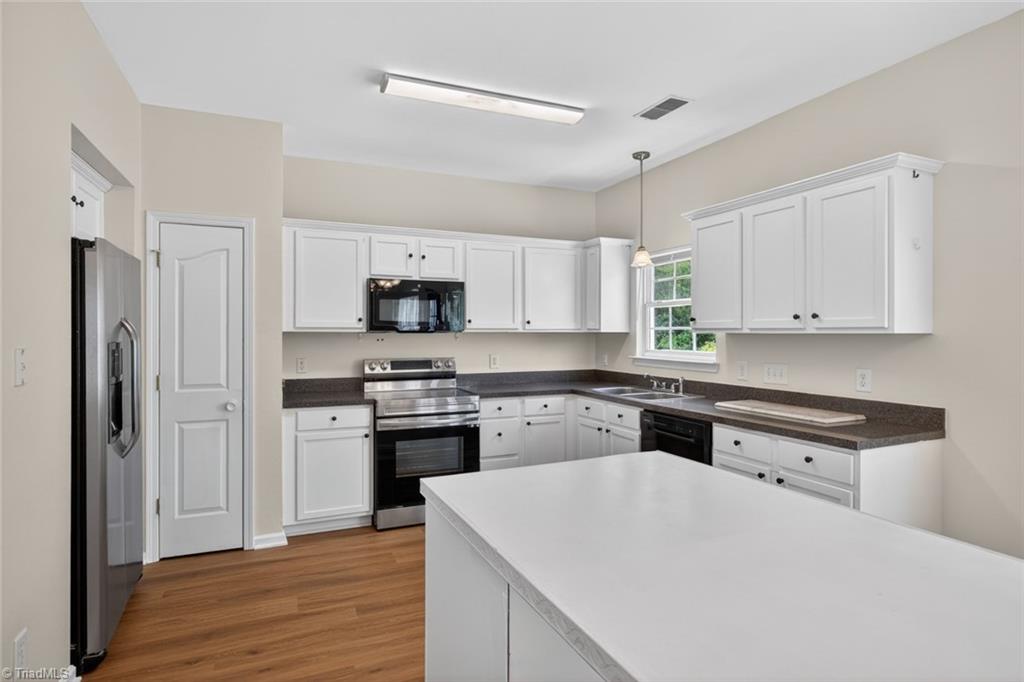 2173 Cliffvale Drive Property Photo 13