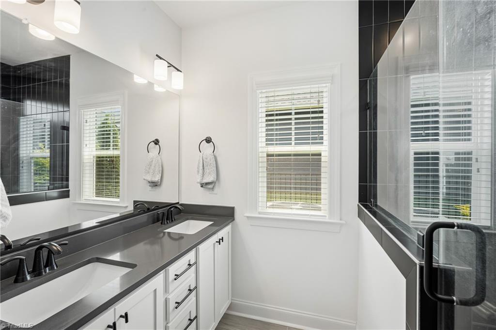 1744 Eastover Drive Property Photo 23