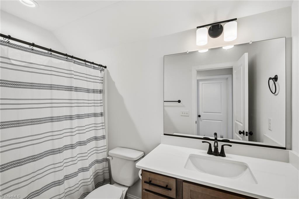 1744 Eastover Drive Property Photo 34