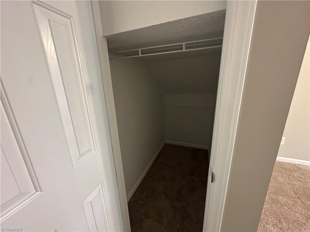 3153 Kensington Place Property Photo 15