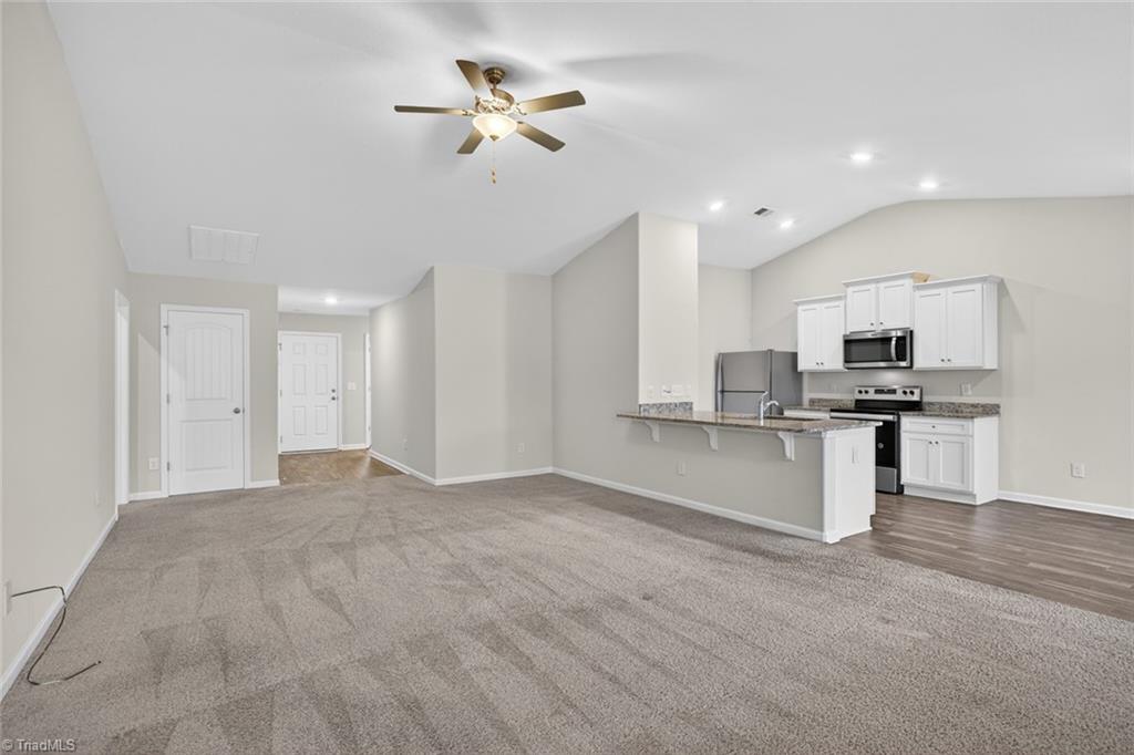 2112 Briar Run Drive Property Photo 6