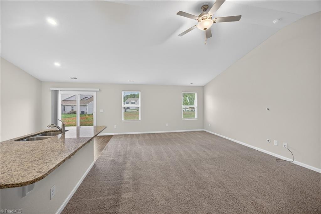 2112 Briar Run Drive Property Photo 8