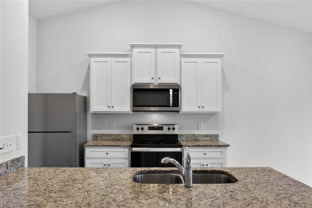 2112 Briar Run Drive Property Photo 12