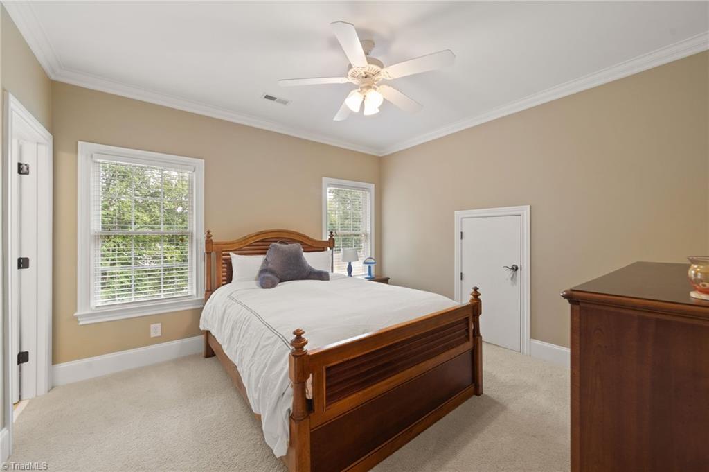 7517 Henson Forest Drive Property Photo 32