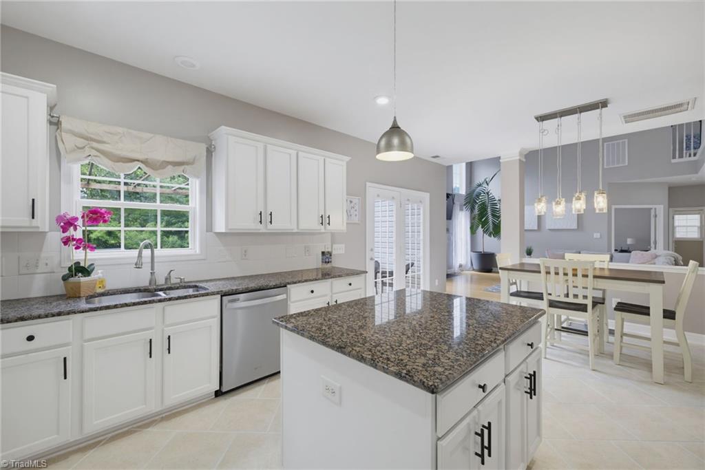 1583 Majestic Terrace Property Photo 15