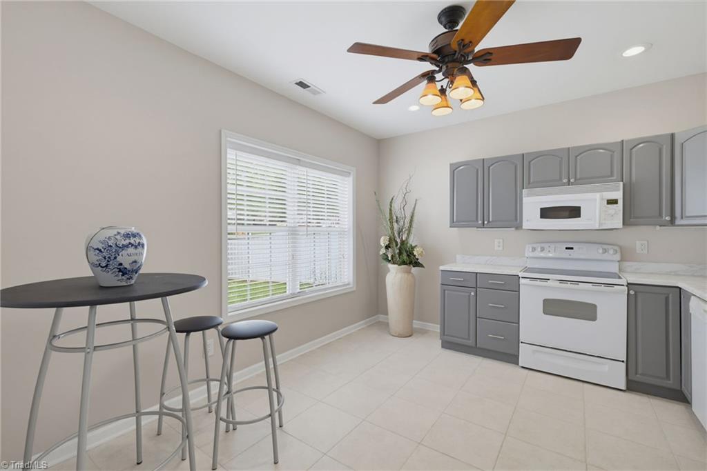 1583 Majestic Terrace Property Photo 38