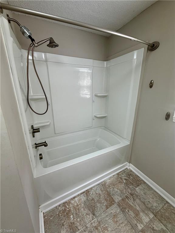 5879 Stanley Huff Road Property Photo 9