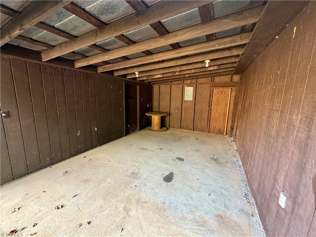 5879 Stanley Huff Road Property Photo 17