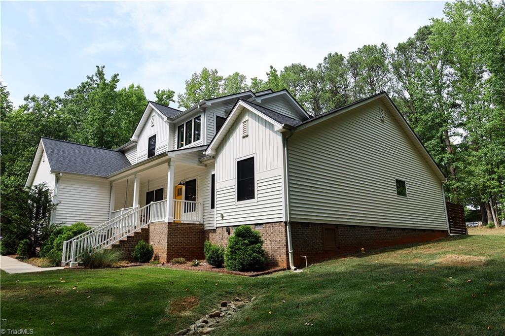 6012 Thistle Trace Property Photo 3