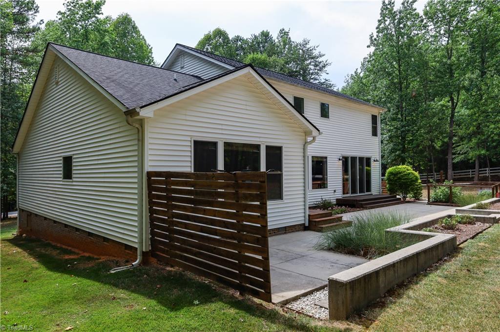 6012 Thistle Trace Property Photo 6
