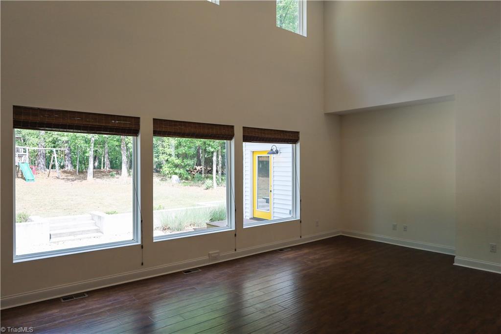 6012 Thistle Trace Property Photo 12