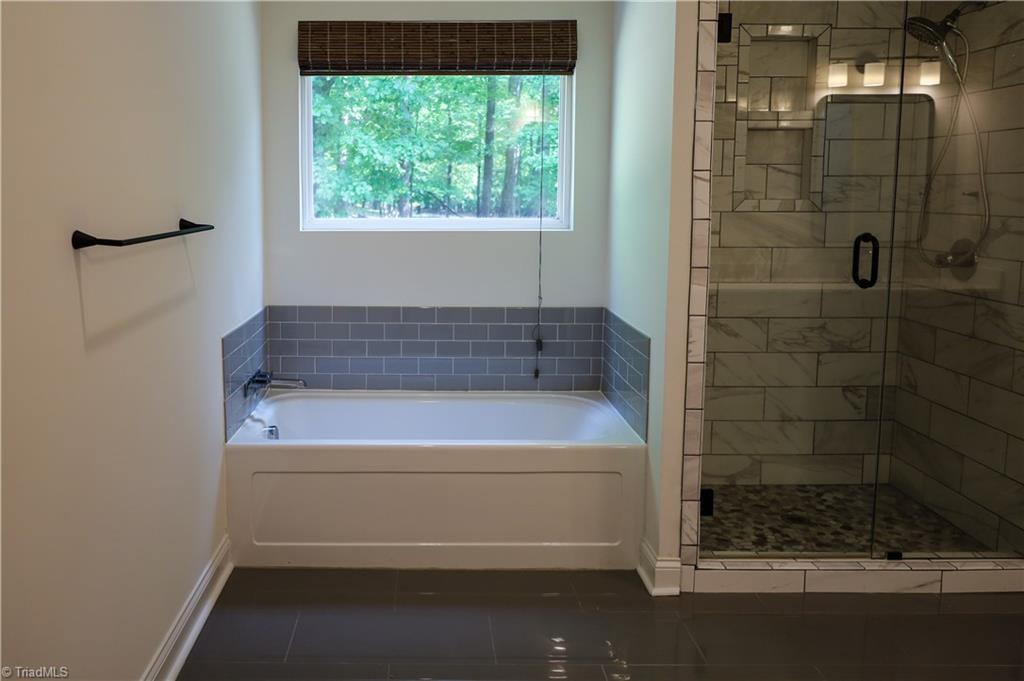 6012 Thistle Trace Property Photo 21