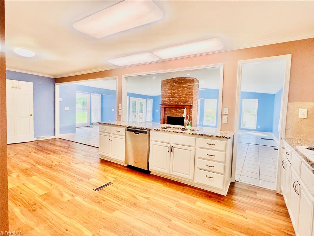 4602 Ramblewood Drive Property Photo