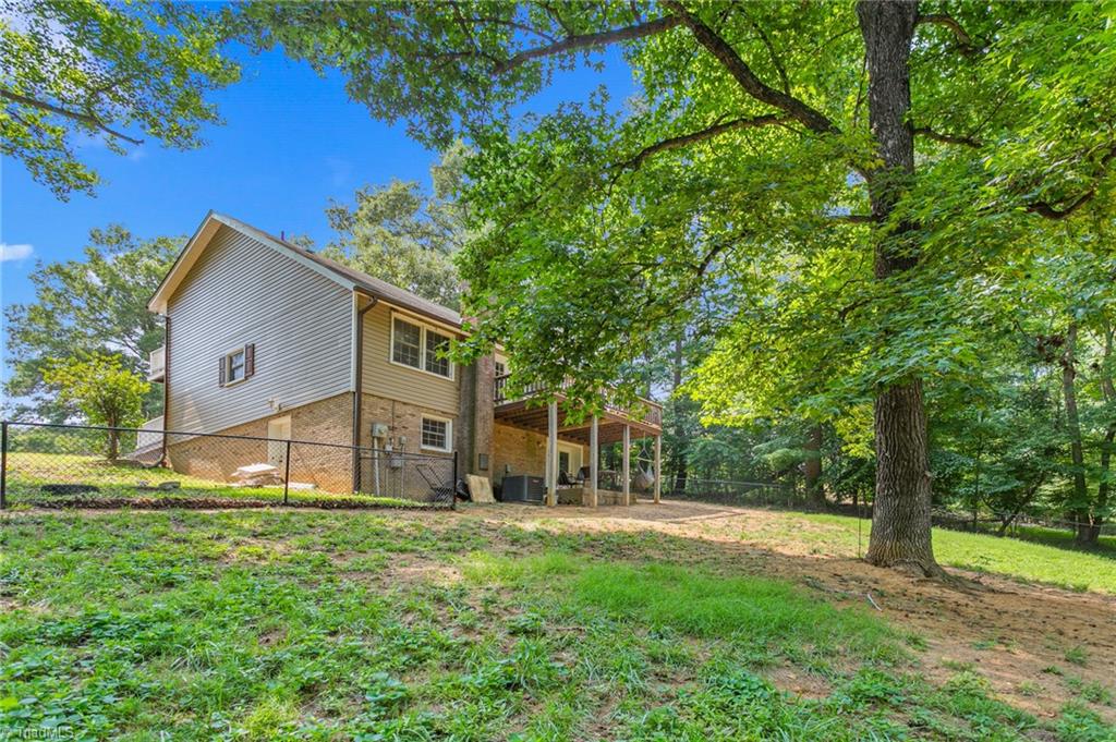 147 Glen Meadow Drive Property Photo 26
