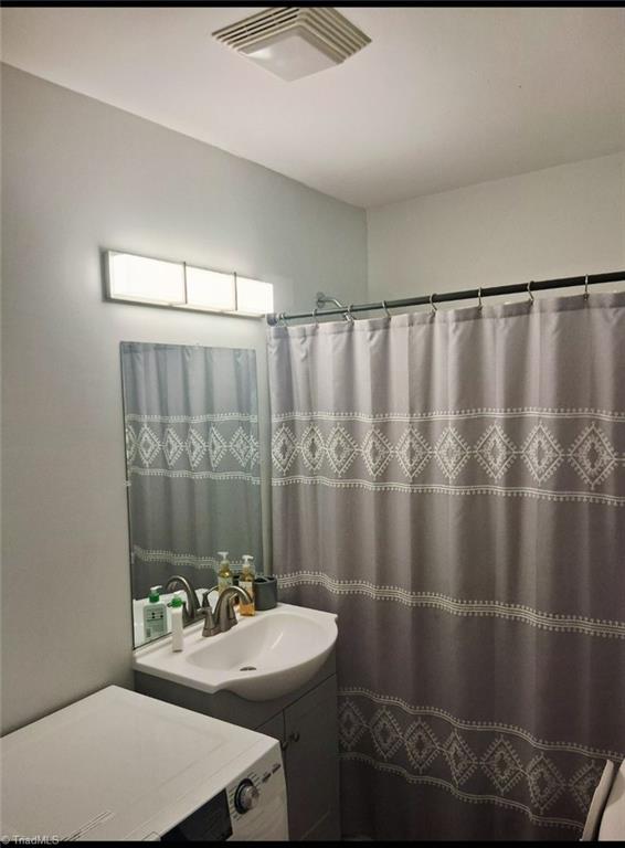 627 Dailey Street Property Photo 16