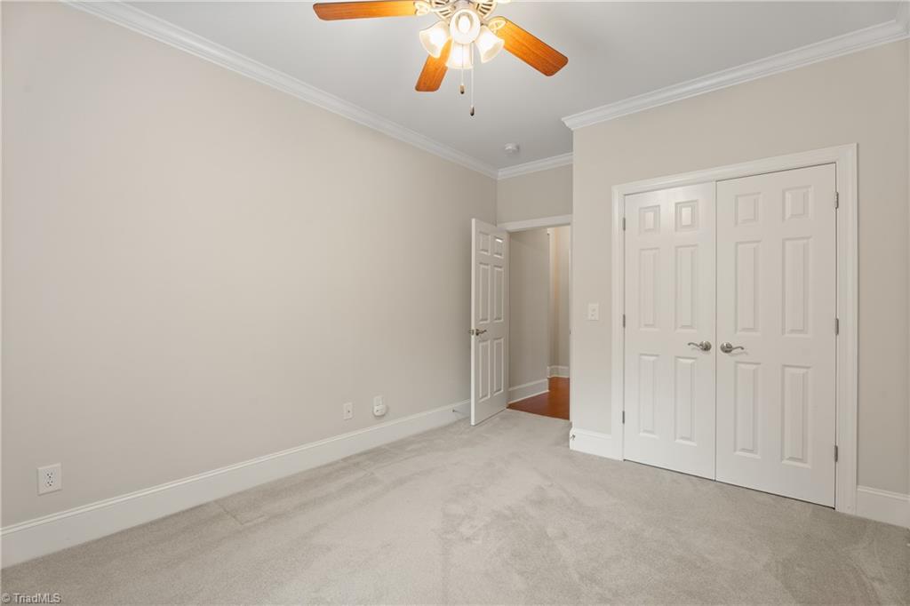 5551 Foxgate Circle Property Photo 25