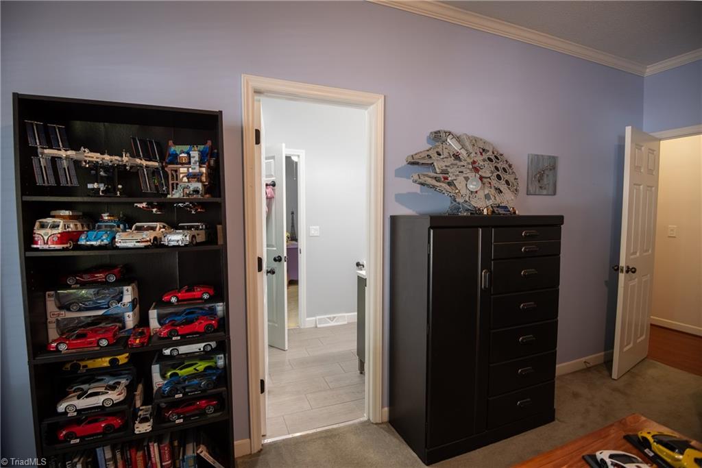 137 Breckindale Circle Property Photo 19