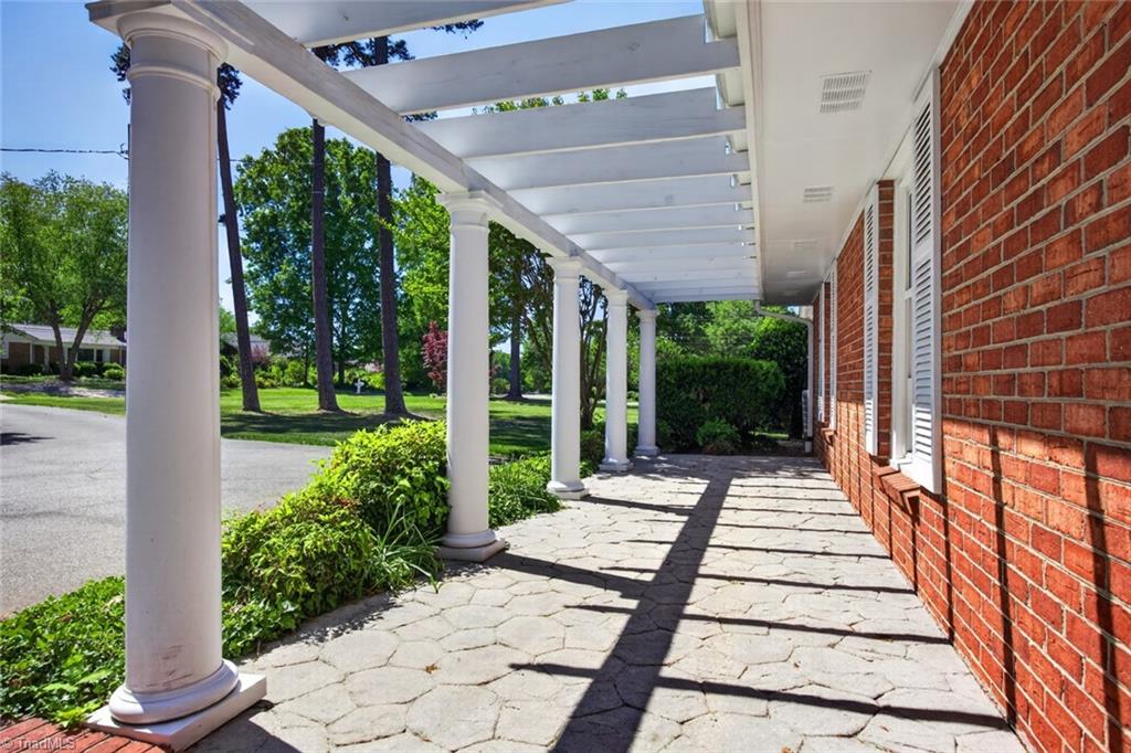 236 Richmond Road Property Photo 8