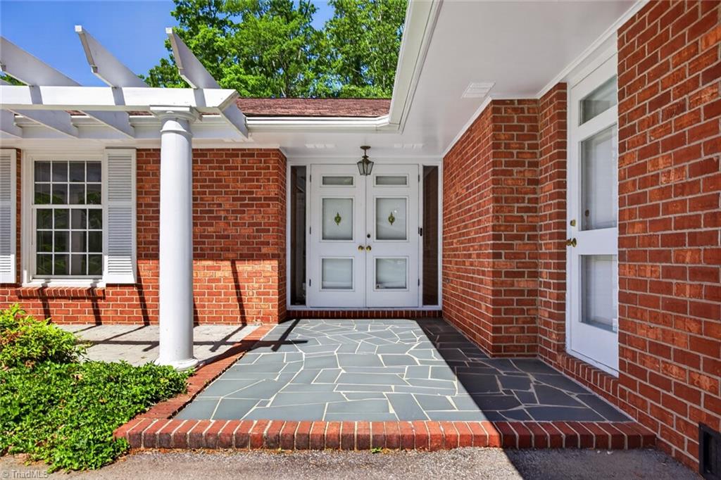 236 Richmond Road Property Photo 10