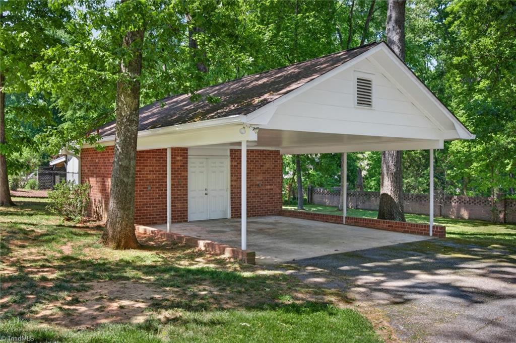 236 Richmond Road Property Photo 24