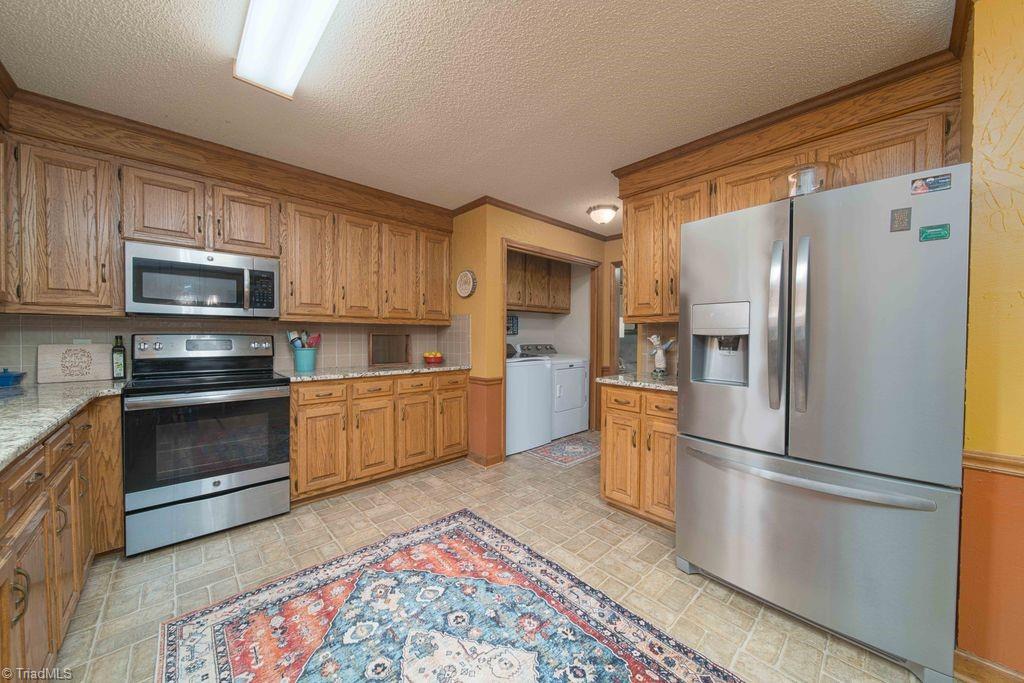 204 Linville Springs Road Property Photo 12