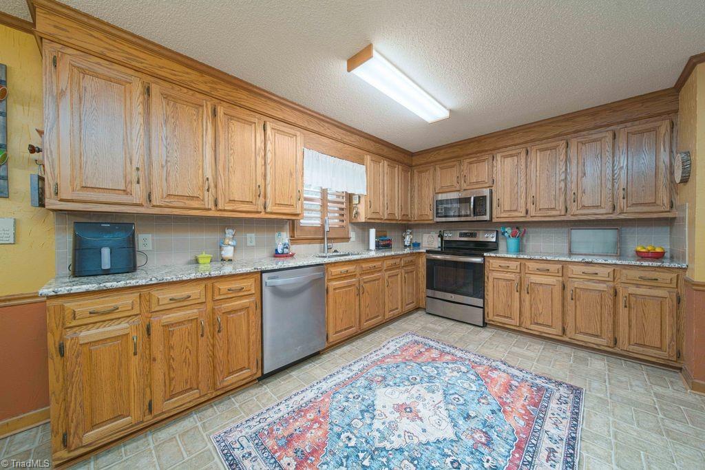 204 Linville Springs Road Property Photo 13