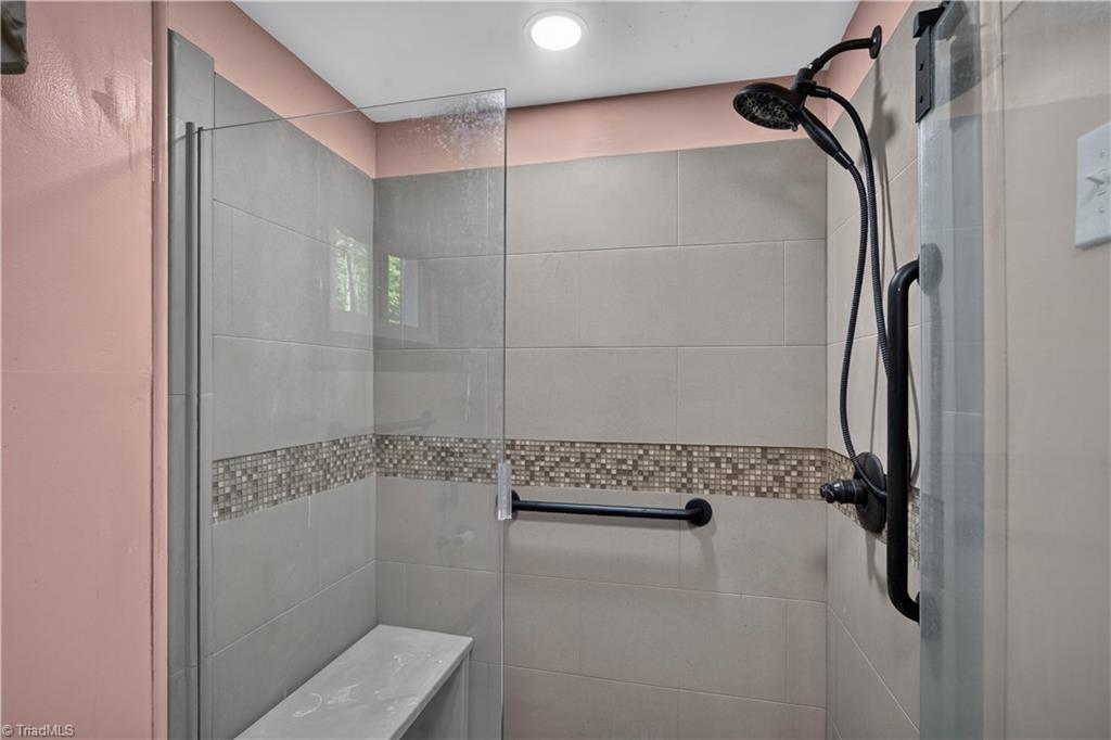 309 Sowers Ferry Road Property Photo 9