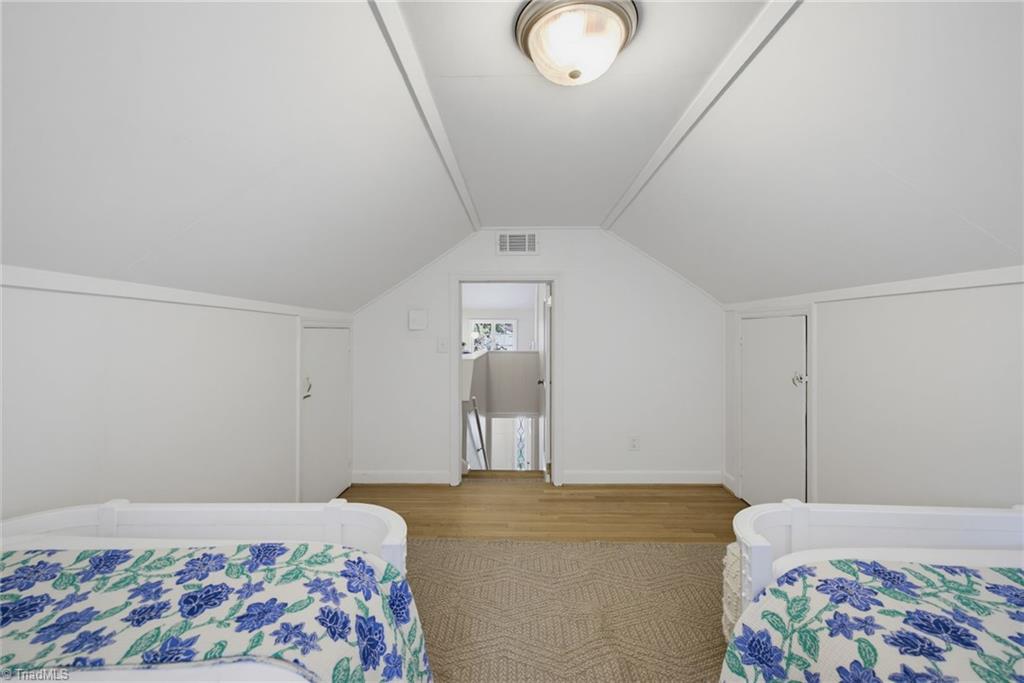 716 Dover Road Property Photo 36