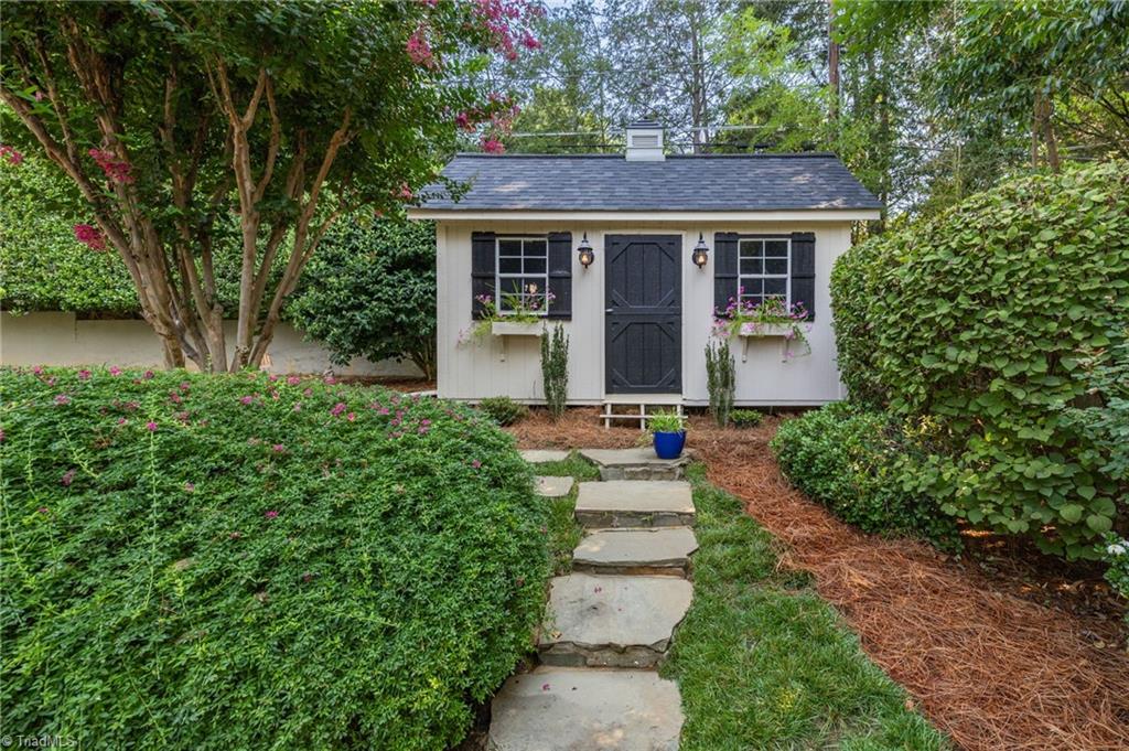 716 Dover Road Property Photo 41