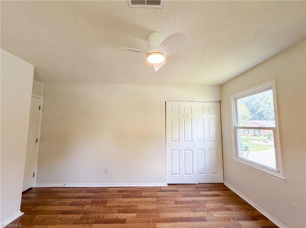 800 Edinburgh Drive Property Photo 16