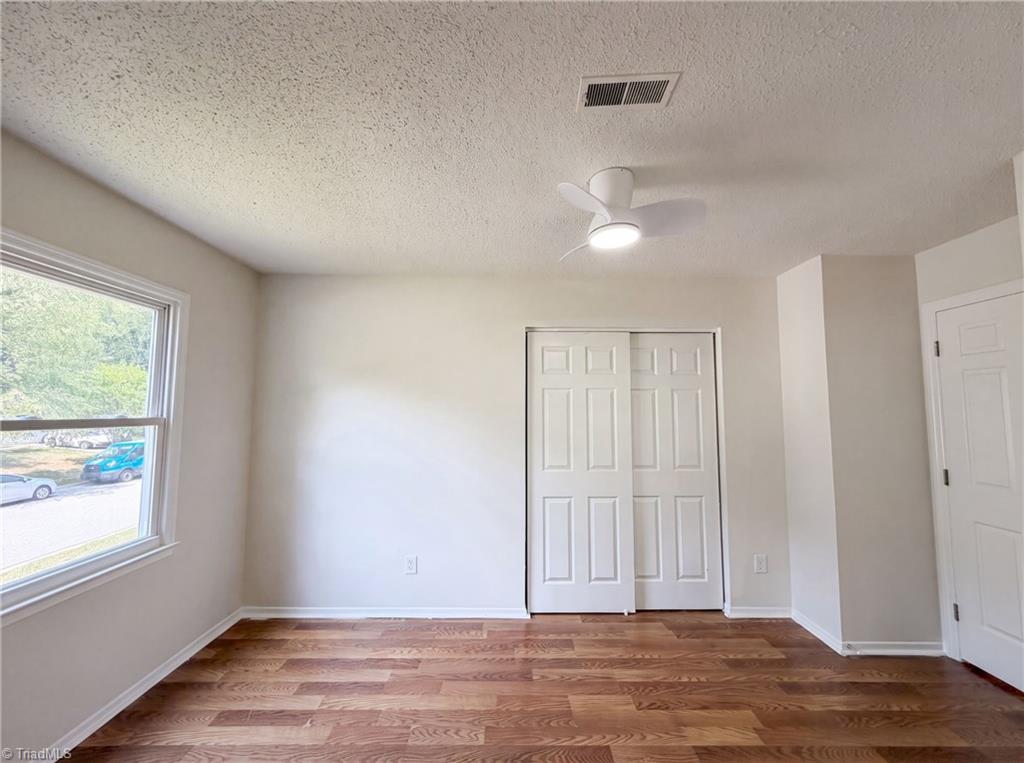 800 Edinburgh Drive Property Photo 18