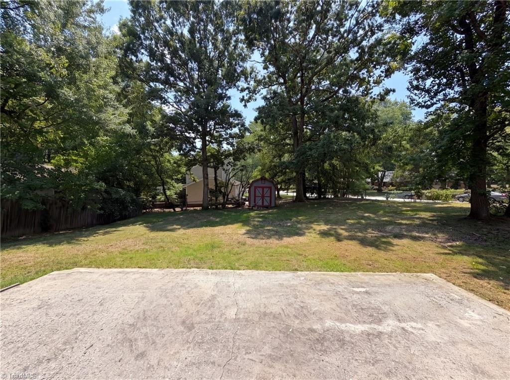 800 Edinburgh Drive Property Photo 26